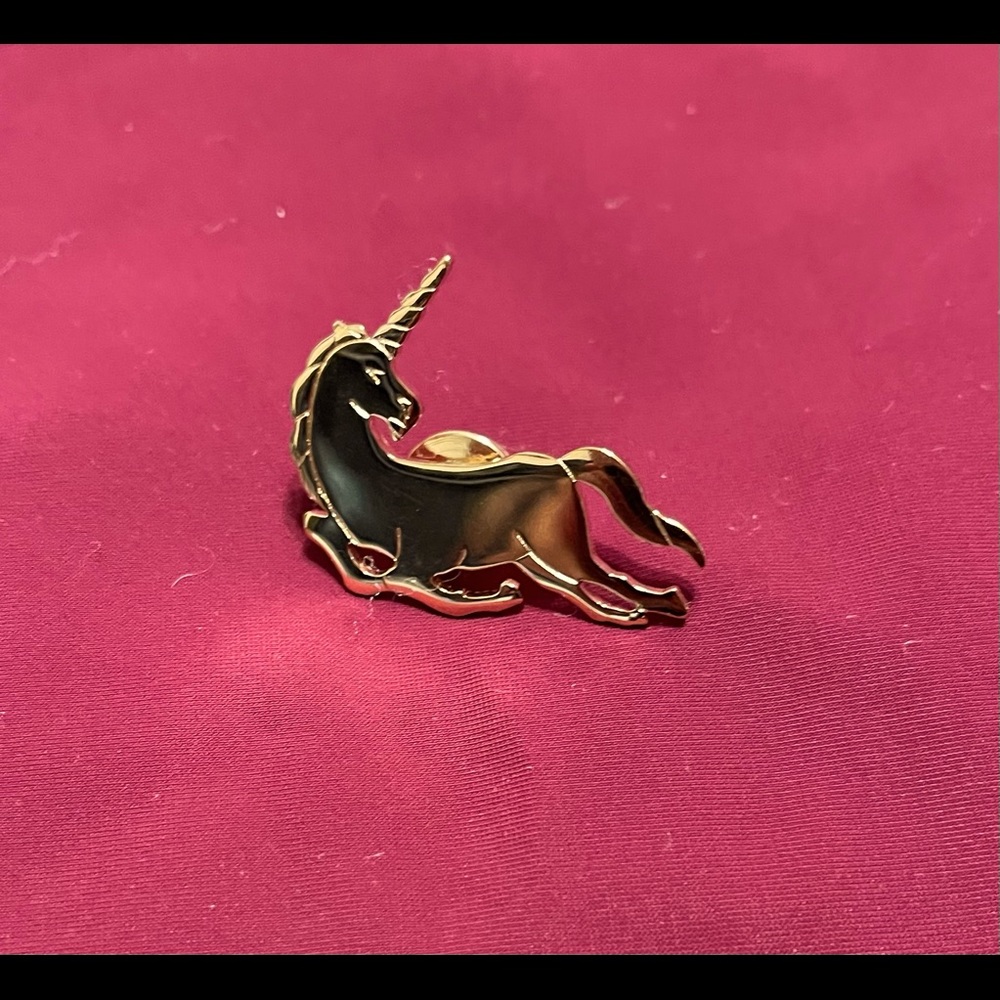 Avon Unicorn Pin